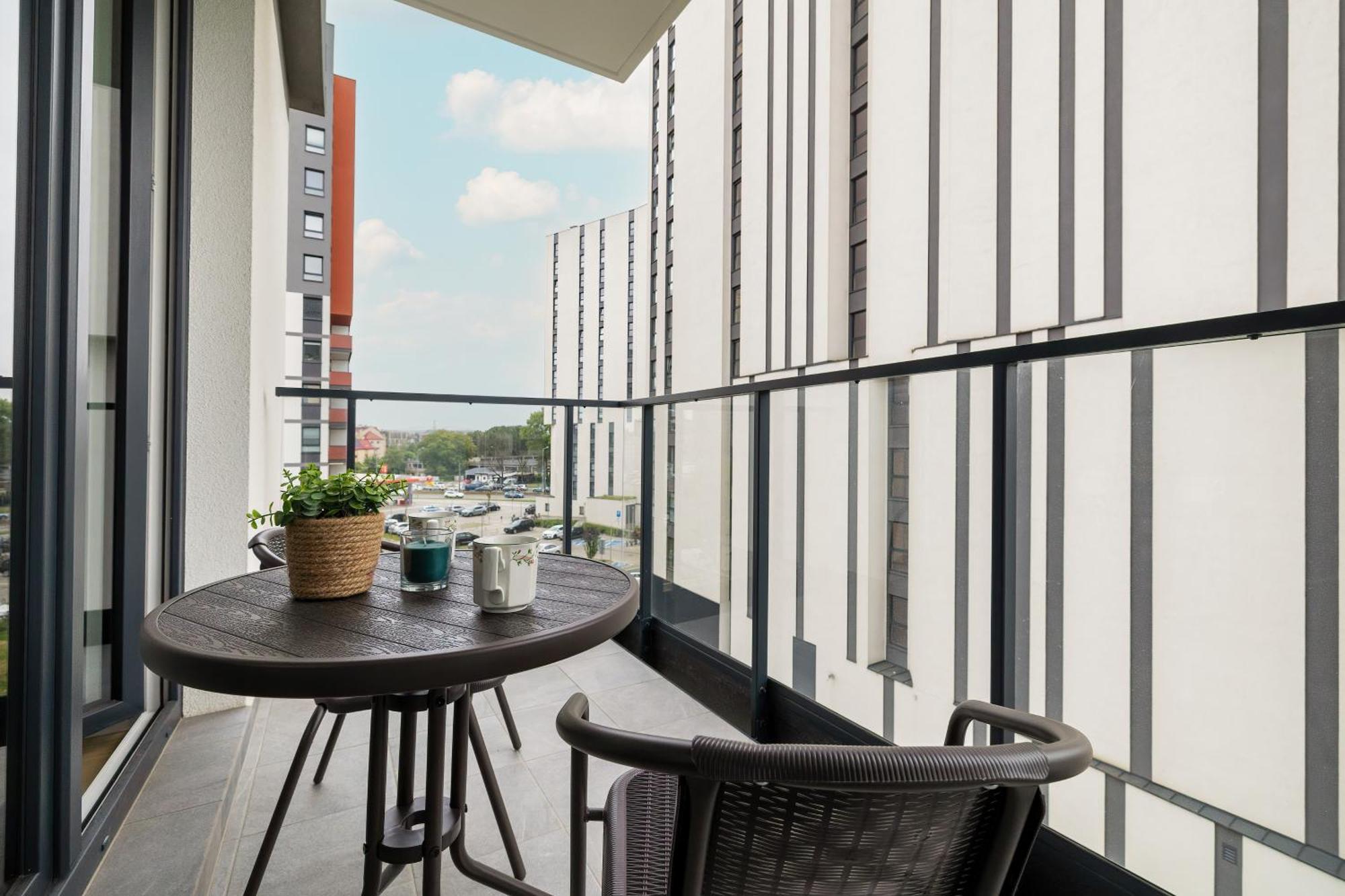 Cozy Apartments Laszkiewicza With Parking By Noclegi Renters Krasków Εξωτερικό φωτογραφία
