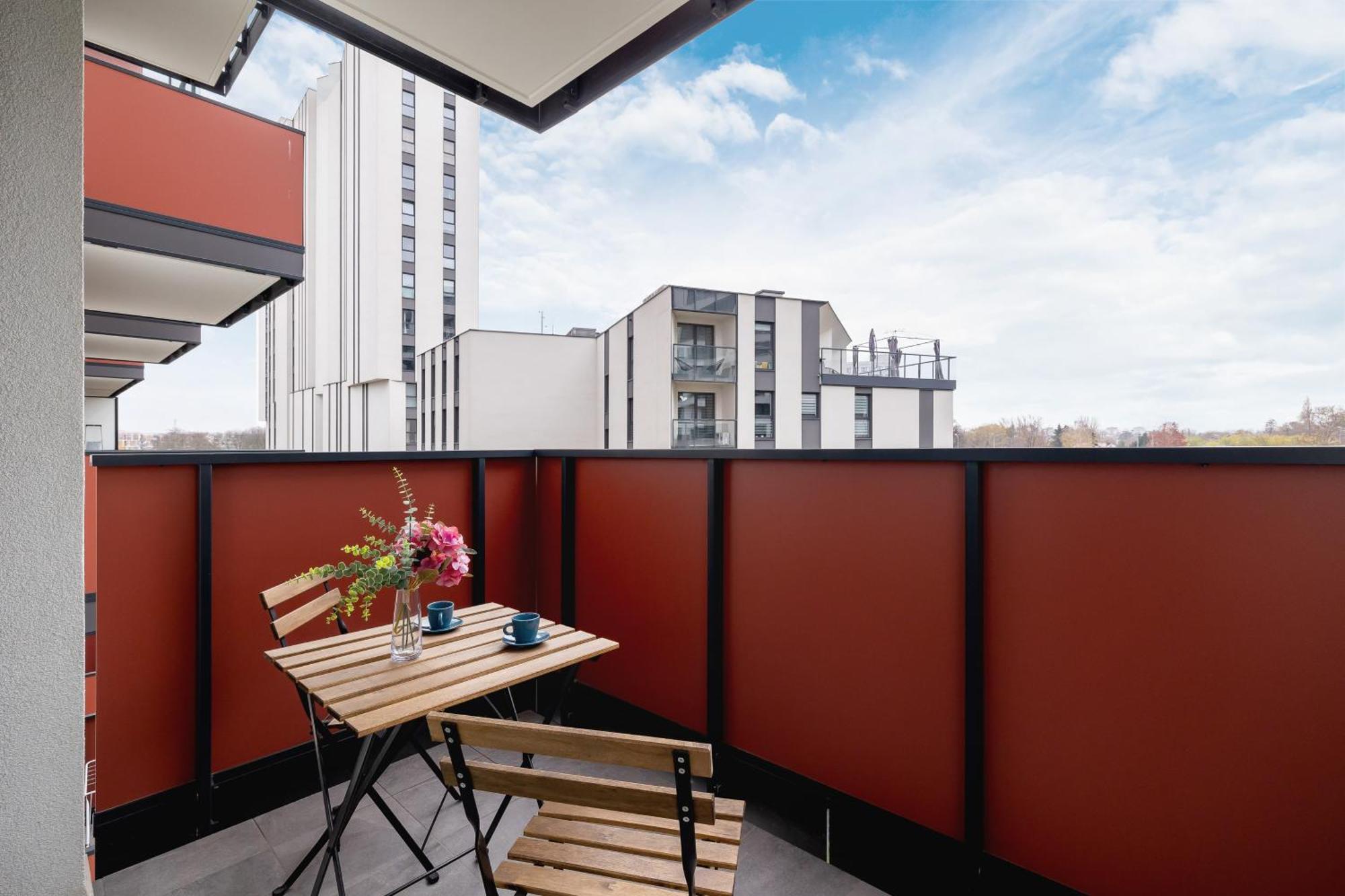 Cozy Apartments Laszkiewicza With Parking By Noclegi Renters Krasków Εξωτερικό φωτογραφία