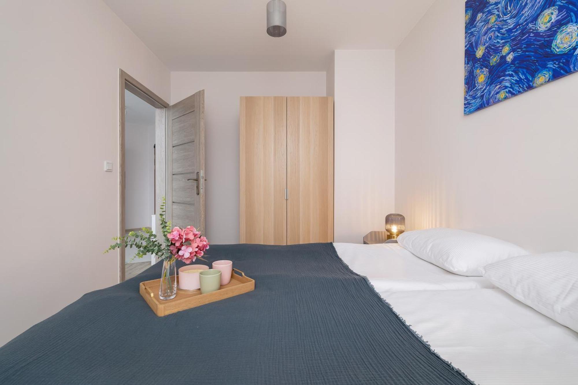 Cozy Apartments Laszkiewicza With Parking By Noclegi Renters Krasków Εξωτερικό φωτογραφία